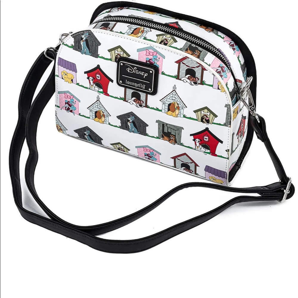 New with Tags In packaging Disney Loungefly Dog house crossbody